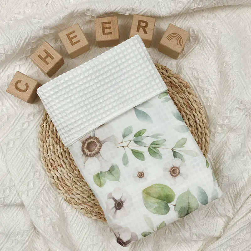 Custom 2 Layers Waffle Fabric Towel With Printed Patterns Bamboo Cotton Baby Muslin Swaddle Blanket