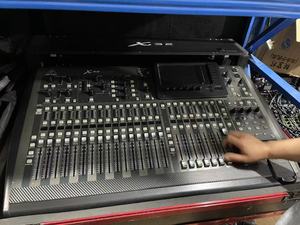 Máy trộn âm thanh cảm ứng kỹ thuật số thứ hai với <span class=keywords><strong>32</strong></span> kênh 50W Thiết kế bền cho hệ thống âm thanh vòm - Product Image 4