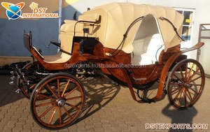 Carruaje de Ocho Plazas Estilo Francés, Color Personalizado, Tirado por Caballos, con Construcción de Metal y Madera para Recorridos Reales - Product Image 2