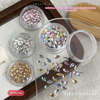 Hua Zi Cy1366 Accessoires de nail art en forme de feuille d'érable, diamants étincelants incrustés de cristal K9, fond plat, rose, bleu, champagne