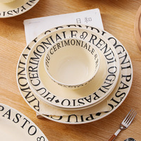 Ensemble d'assiettes en céramique personnalisées directement de l'usine, service de table en céramique de luxe nordique, assiettes en céramique, vaisselle ronde