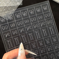 Autocollants pour ongles multi-designs papillon et fleur, transparents, peints par pulvérisation, réutilisables, en PET, pour pochoirs de décalcomanie