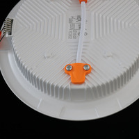 Nouveau design Éclairage intérieur encastré Plafond rond Panneau lumineux à led Downlight réglable