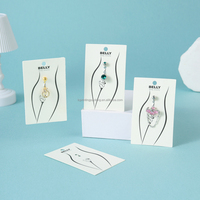Bauchnabelpiercing-Schmuck Verpackungskarten mit Selbstklebebeuteln 50 Sets Bauchpiercing-Displaykarten OPP-Beutel 5x8cm Acryl-Display