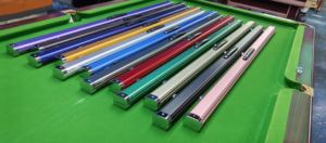 Étui rigide pour queue de billard portable personnalisable Étui de transport pour queue de billard Boîte de rangement intérieure rembourrée <span class=keywords><strong>en</strong></span> alliage d'aluminium pour queue de billard - Product Image 2