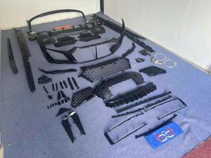 Kits de carrosserie en matériau PP pour <span class=keywords><strong>Audi</strong></span> <span class=keywords><strong>R8</strong></span> 2016-2021 : Amélioration du pare-chocs avant, du pare-chocs arrière, des jupes latérales, de la calandre centrale et des embouts d'échappement - Product Image 6