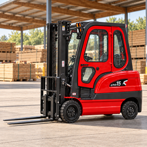 Fournisseur chinois de chariots élévateurs - Chariot élévateur électrique de 1,5 tonne avec batterie lithium-ion, pneus pleins et déplaceur latéral pour entrepôt et manutention de marchandises - Product Image 1