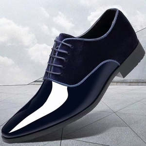 Zapatos de cuero para hombre, ligeros, de alta gama, modernos, de tacón bajo, con punta en pico, estilo británico, para novio de boda. - Product Image 1