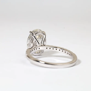 แหวนเพชรทรงรีเพาะเลี้ยงในห้องปฏิบัติการ งานฝีมือประณีตจากทองคำขาว ประดับเพชรเม็ดเดี่ยว พร้อมเพชรประดับเล็กๆ สำหรับเป็นของขวัญเจ้าสาว - Product Image 6