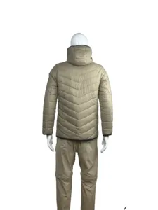 2024 शीतकालीन पुरुषों की लंबी रजाईदार जैकेट पुरुषों के लिए स्टैंड कॉलर और जिपर क्लोजर जिपर क्लोजर जैकेट के साथ