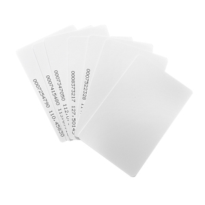 Carte PVC blanche haute fréquence avec puce UIT C CR80 vierge imprimable, étanche, RFID pour contrôle d'accès - Product Image 2