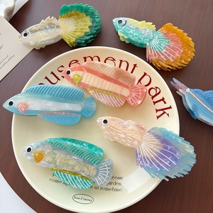 Pince à cheveux en acétate de poisson de la série Ocean, pince requin colorée pour femme, accessoire de coiffure - Product Image 1