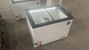 Congelador de Helados Tipo Arcón para Supermercado, Comercial, con Tapa de Vidrio, Enfriamiento Directo, Temperatura Única, Mecánico, CE - Product Image 4