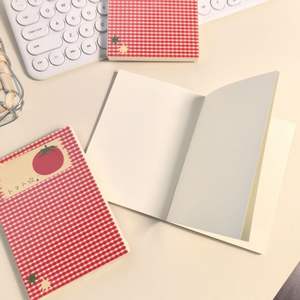 Quaderno <span class=keywords><strong>a</strong></span> <span class=keywords><strong>Quadretti</strong></span> da 78 Pagine, Minimalista con Pagine Bianche Spesse, Agenda per Studentesse - Product Image 1