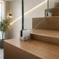 Support de balustrade en acier inoxydable SUS316 OEM, fixation au sol, fond plat, pince carrée pour verre, finition satinée