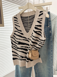 Chaleco de punto con estampado de cebra y cuello en V para mujer, suéter sin mangas informal, chaleco tejido para damas, ropa exterior para superponer, venta al por mayor - Product Image 3