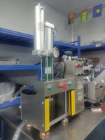 Machine de pressage compacte pour poudres sèches cosmétiques de laboratoire – Machine de pressage pour fards à paupières et blush