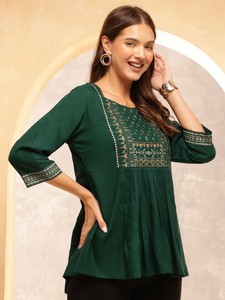Top acampanado con motivos étnicos para mujer - Product Image 2
