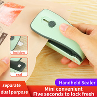 Draagbare mini plastic handmatige groentehakker met snijder voor fruit & groente opslag
