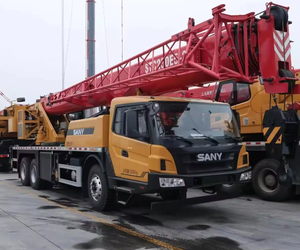 รถเครนล้อ STC250E5-2 25ตันมือสองมือสองจากประเทศจีนพร้อมมอเตอร์และกระปุกเกียร์อยู่ในสภาพดี - Product Image 3