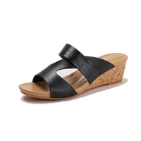 Sandales compensées en cuir PU à bout ouvert pour l'été sandales antidérapantes à semelle souple pour femmes et dames chaussures décontractées de marche en plein air