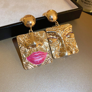 Bông tai nữ thời trang cao cấp mạ vàng kiểu dáng cổ điển, thiết kế sang trọng, bán buôn số lượng lớn Bestone - Product Image 3