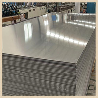 Tablero de Metal de PVC resistente al agua Panel de pared de techo Película de aluminio Material decorativo Hoja laminada de plástico Moldura de corte personalizada