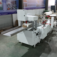Mini serviette hygiénique faisant la Machine fiabilité de précision composants de base PLC portant l'engrenage du moteur pour le rembobinage de refendage du papier