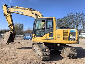 Excavadora Komatsu PC160-8 con pintura original, excavadora de cadenas Komatsu PC 160-8 de segunda mano disponible para venta inmediata. - Product Image 3