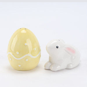 Beurrier en céramique blanche avec couvercle, motif œuf de Pâques suspendu, pour une décoration festive de la cuisine - Product Image 6
