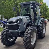 Tracteur agricole léger et compact à quatre roues motrices, compatible avec divers outils de travail agricole