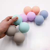 Balle de massage double en silicone bleu cobalt en forme d'arachide pour points de pression, rouleau de mobilité, thérapie des tissus profonds, myofasciale