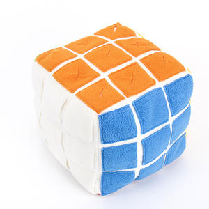 Juguete Interactivo de Lujo Ecológico para Perros, Cubo de Rubik con Comida Oculta, Juguete Masticable para Olfatear, Hecho de Forro Polar y Algodón PP con Forma de Pollo - Product Image 6