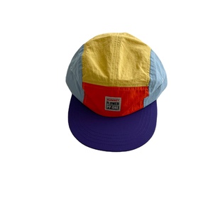 Casquette de baseball coréenne personnalisée, colorée, en cinq pièces, broderie patchwork, acrylique, à visière plate, séchage rapide - Product Image 5