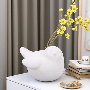 Redeco minimalista stile scandinavo Figurine animali in ceramica bianco opaco barboncino cane Figurine uccello ornamento elegante decorazione per la casa - Product Image 4
