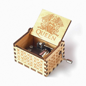 Hot sale customizable mini wooden hand-cranked music box for gifts