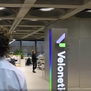 Signalisation suspendue de poteau environnemental conçu sur mesure pour les bâtiments pour la bibliothèque de bureau d'orientation d'hôpital de compagnie de voiture d'urgence - Product Image 1