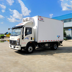 รถบรรทุกห้องเย็นขนาดเล็ก 5 ตัน เครื่องยนต์ดีเซล ยี่ห้อซิโนทรัค แบบกำหนดเอง ขับเคลื่อน 4x2 สำหรับขนส่งเนื้อสัตว์และปลา - Product Image 1