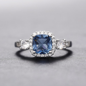 Anillo de compromiso de plata 925 con topacio para mujer F1784, corte cojín, engaste pavé, con gema - Product Image 5