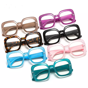 Lunettes <span class=keywords><strong>de</strong></span> <span class=keywords><strong>soleil</strong></span> à grand cadre carré pour femmes Offre Spéciale, <span class=keywords><strong>tendance</strong></span> <span class=keywords><strong>de</strong></span> la mode <span class=keywords><strong>2022</strong></span>, miroir plat à paillettes, lunettes <span class=keywords><strong>de</strong></span> <span class=keywords><strong>soleil</strong></span> pour hommes - Product Image 2