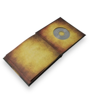 Classical Opera Vocal CD in Vintage Hardcover Book with Antique Portrait Art Print - Product Image 4