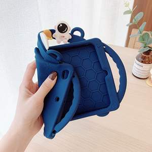 Housse pour <span class=keywords><strong>iPad</strong></span> <span class=keywords><strong>Pro</strong></span> 11 coque 3D Anime astronaute couverture en Silicone Ultra doux pour <span class=keywords><strong>iPad</strong></span> <span class=keywords><strong>Pro</strong></span> 11 pouces 2018 2020 2021 - Product Image 4