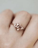 Bague de fiançailles unisexe en moissanite taille hexagonale 2,00 CT, plaqué or rose 14K et platine, sertissage à tension, 3 pierres, tendance