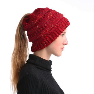 Gorro <span class=keywords><strong>de</strong></span> punto grueso con bordado 3D a rayas y trenza <span class=keywords><strong>de</strong></span> cable, estilo moño desordenado y <span class=keywords><strong>cola</strong></span> <span class=keywords><strong>de</strong></span> <span class=keywords><strong>caballo</strong></span>, para mujer, ideal para invierno y otoño, venta al por mayor. - Product Image 2
