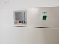 Incubateur thermostaté de laboratoire DHP-160L de 160 litres, contrôle de température haute précision pour les tests BOD/cultures microbiennes