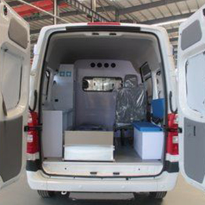Ambulance Foton de haute qualité, véhicule de secours d'urgence à essence, IvecoA35 Isuzu, transmission automatique, EURO 5 - Product Image 4