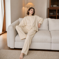 Ensemble Lounge Femme en Mélange de Lin Respirant, Haut Boutonné à Manches Longues et Pantalon Large, Couleur Café, Pour Intérieur et Extérieur, Tenue de Jour SOFT19