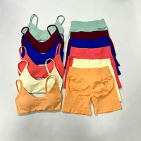 Ensemble de yoga sans couture en promotion : Soutien-gorge de sport dos nu à maintien élevé et short de sport froncé aux fesses à fines bretelles pour fitness, course et gym