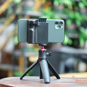 ที่จับโทรศัพท์กันสั่นพร้อมบลูทูธและปุ่มชัตเตอร์สำหรับสมาร์ทโฟน รองรับ IOS และ Android - Product Image 6