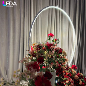 Decoración LEDA para Bodas y Eventos, Moderna, Simple, Redonda, Blanca, de Metal y Hierro - Product Image 3